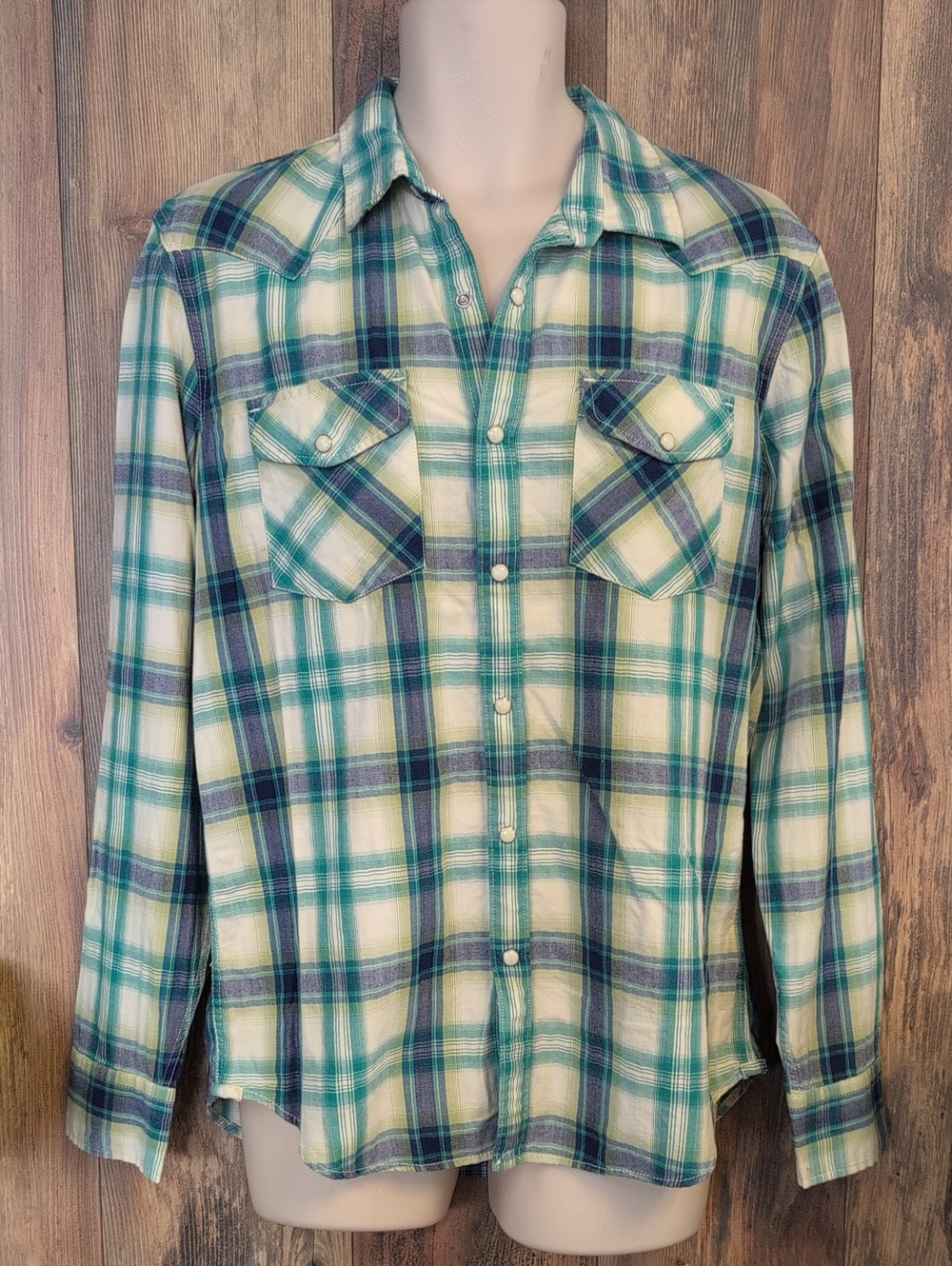 American Eagle Seriously Soft Plaid snap button Button-Down Shirt L        791A